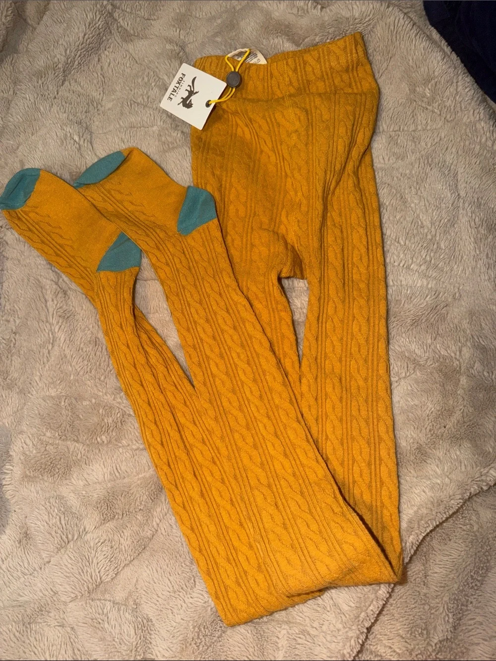 Finding Foxtale Cable Knit Pants / Leggings - Size L (NWT)